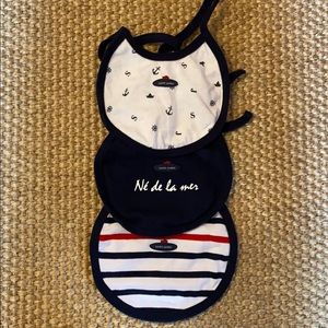 Saint James set of 3 bibs